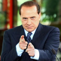 Замесиха Силвио Берлускони и в имотен скандал
