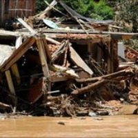 Дилма Русеф строи 8000 жилища за пострадалите от наводненията в Бразилия