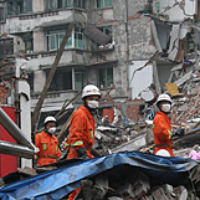 80% разрушения и 25 жертви от земетресение в Китай